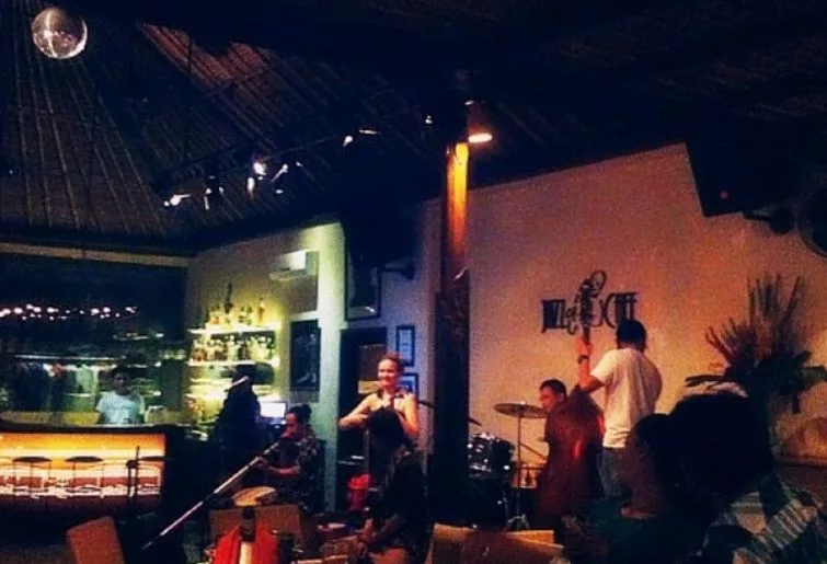 dining party bali-jazz cafe bali ubud