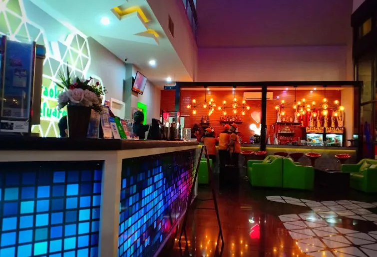 lounge&karaoke bali-NAV jimbaran