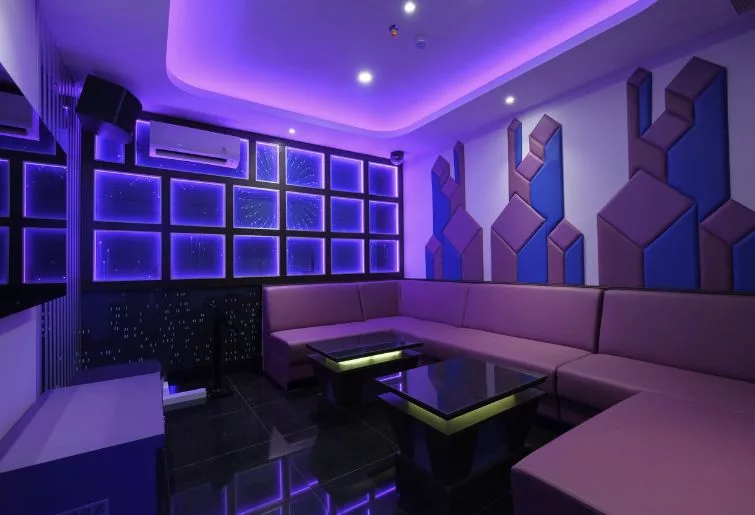 lounge&karaoke bali-zero4